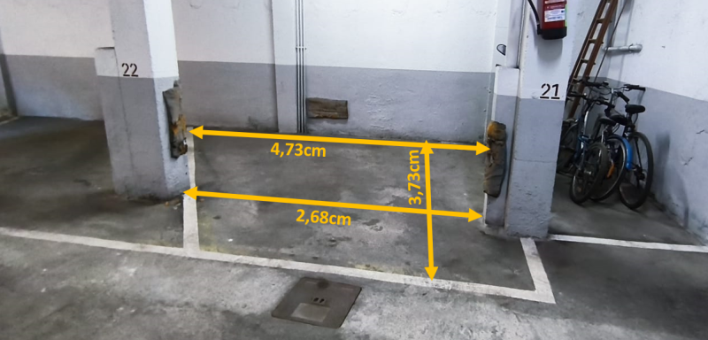 ¡Oportunidad en la ciudad de El Prat de Llobregat! Se vende plaza de parking individual en la calle Santiago Rusiñol, situada en la planta baja del edificio. Esta plaza de 14 m² ofrece espacio suficiente para coche mediano y una moto. Se distingue por tener fácil maniobrabilidad, con distinción de puerta de acceso y otra de salida. El edificio cuenta con puertas de acceso automáticas y un circuito cerrado de seguridad, garantizando la máxima protección para tu vehículo. No pierdas la oportunidad de adquirir esta plaza, con todas las comodidades y medidas de seguridad que necesitas. ¡Contacta ya para más información y asegura tu espacio en una ubicación privilegiada! Desde Pratfinques, te realizamos todos los trámites de la compraventa y a la obtención de la financiación hipotecaria, liquidación de los impuestos y, inscripción registral. -&nbsp;&nbsp;&nbsp;&nbsp;&nbsp;&nbsp;&nbsp;&nbsp;&nbsp;&nbsp;&nbsp;&nbsp;&nbsp; El precio de venta del inmueble, no incluye impuestos ni tasas. (ITPADJ) -&nbsp;&nbsp;&nbsp;&nbsp;&nbsp;&nbsp;&nbsp;&nbsp;&nbsp;&nbsp;&nbsp;&nbsp;&nbsp; La plusvalía (Impuesto sobre el Incremento de Valor de los Terrenos Urbanos) es a cargo del vendedor. -&nbsp;&nbsp;&nbsp;&nbsp;&nbsp;&nbsp;&nbsp;&nbsp;&nbsp;&nbsp;&nbsp;&nbsp;&nbsp; En Pratfinques, NO COBRAMOS LOS HONORARIOS AL COMPRADOR, están incluidos en el precio de venta publicado. &nbsp;